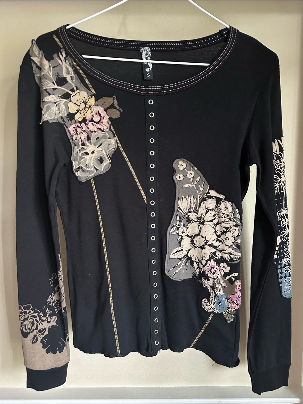 Long sleeve Tee; S; cotton; like new